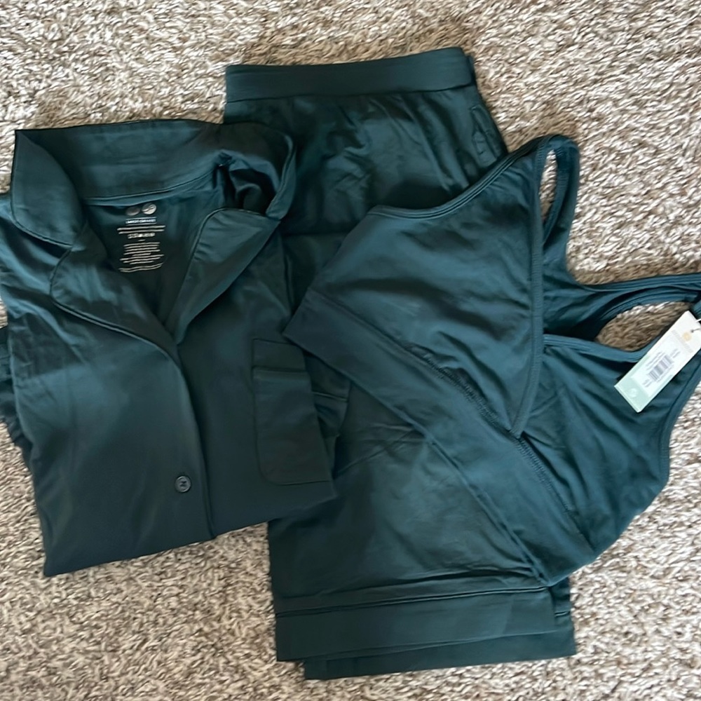 NWT kindred bravely pajama set and nursing bra